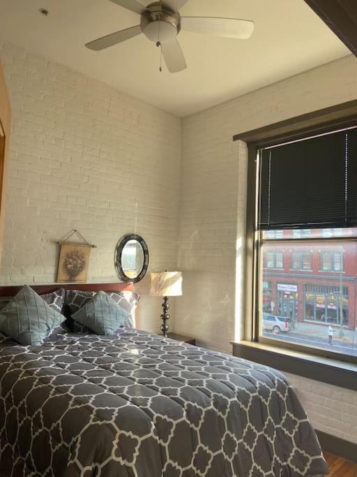 Charming 2 Bedroom Apartment Near Vcu Richmond Extérieur photo
