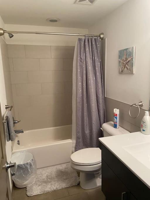Charming 2 Bedroom Apartment Near Vcu Richmond Extérieur photo