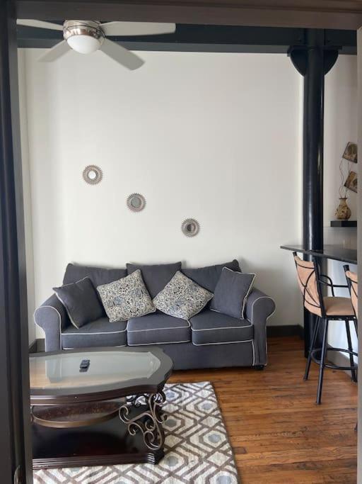 Charming 2 Bedroom Apartment Near Vcu Richmond Extérieur photo
